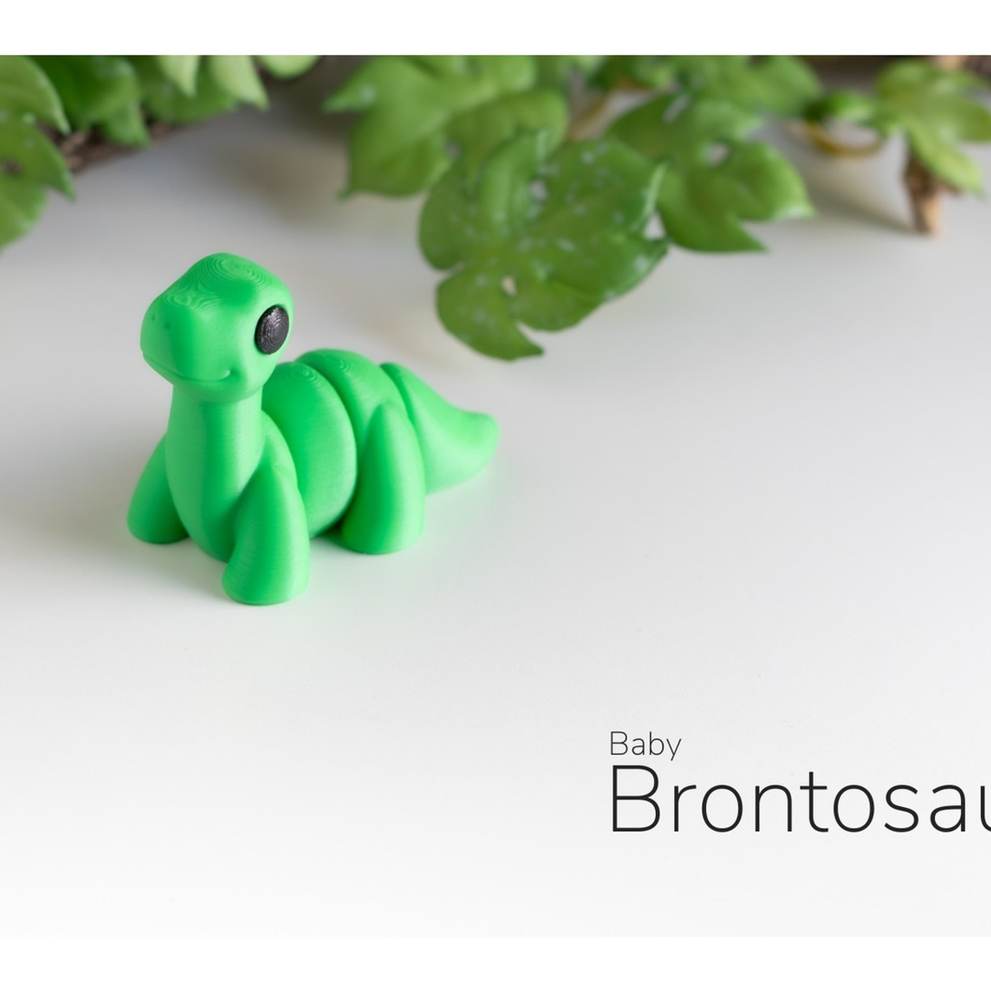 Baby Brontosaurus 3D printed collectible by MUNORI
